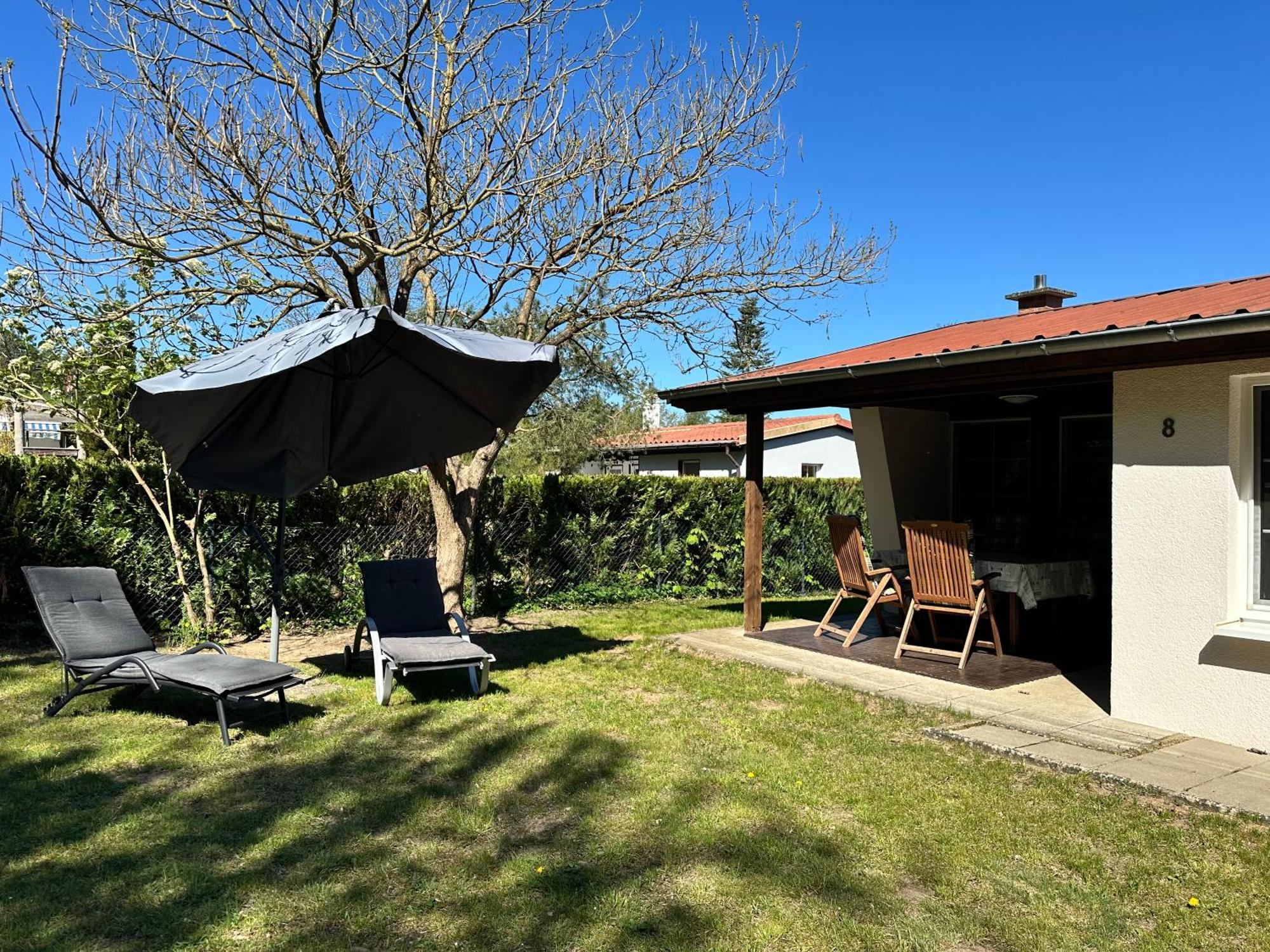 Bungalow Am Dobbertiner See Extérieur photo